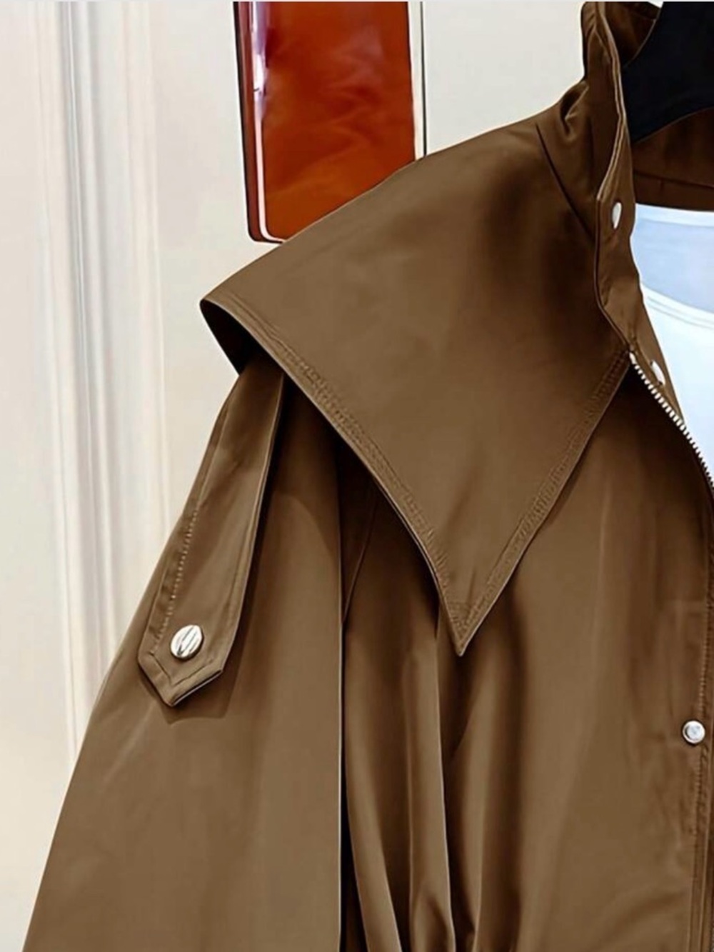 SHEIN Brown Utility Drawstring Waist Jacket with Wide Collar. New. Never worn. - Picture 4 of 5
